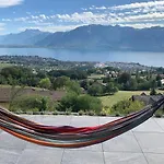 Moderne Avec Vue Panoramique A Proche De Montreux * Jongny
