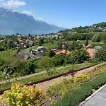 Moderne Avec Vue Panoramique A Proche De Montreux *