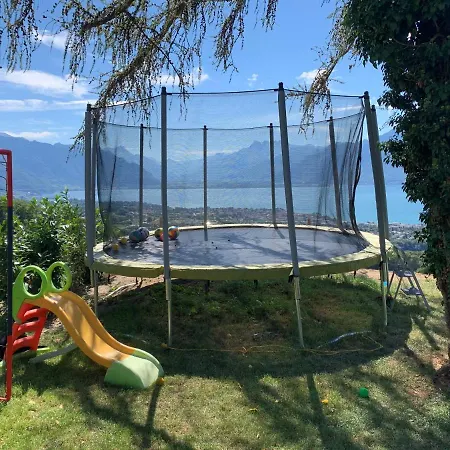 Moderne Avec Vue Panoramique A Proche De Montreux *