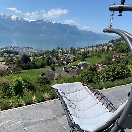 Moderne Avec Vue Panoramique A Proche De Montreux Jongny