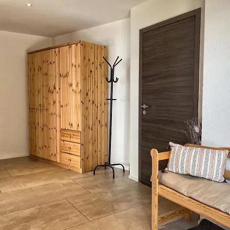 Moderne Avec Vue Panoramique A Proche De Montreux *