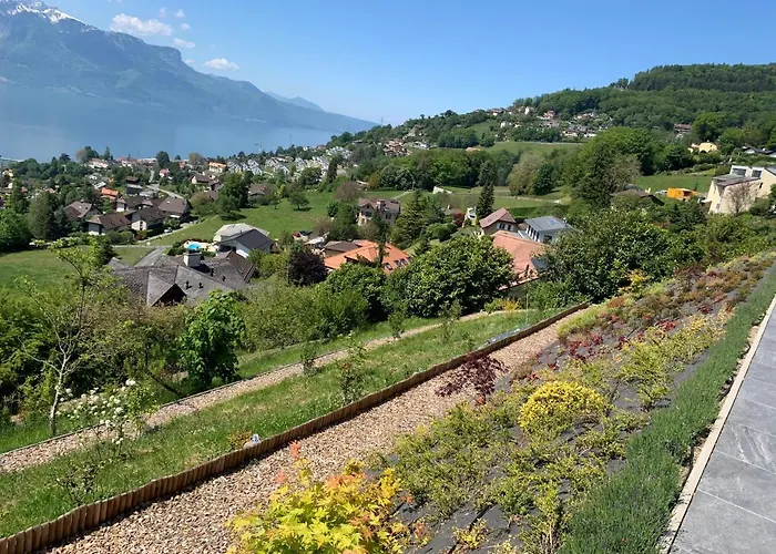 Moderne Avec Vue Panoramique A Proche De Montreux Apartment Jongny